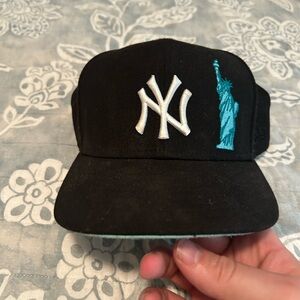 NY fitted hat 7 3/4